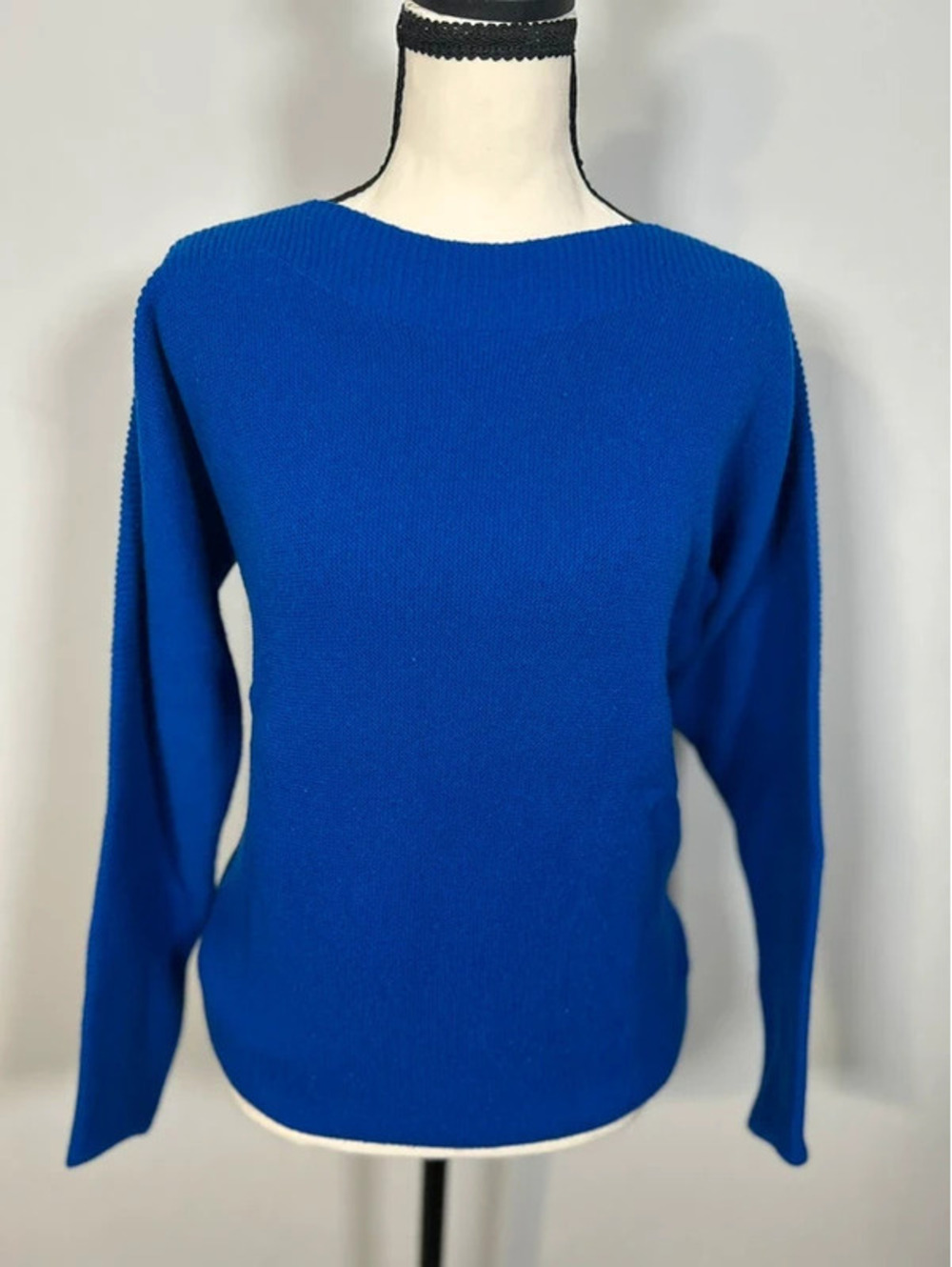 Talbots Royal Blue Boat Neck Lightweight Knit Sweater Lambswool Blend Size S
